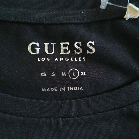 Guess❓Sugar Skull💀 Jet Black🖤 Graphic Skully Tee - NWT - Picture 5 of 16